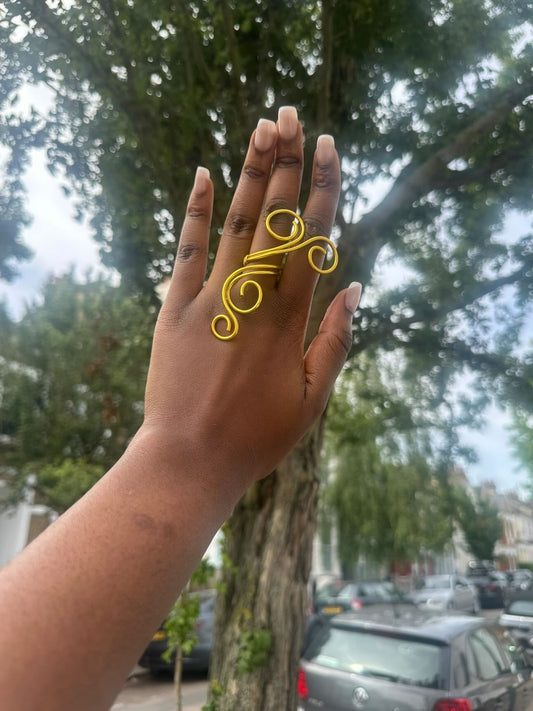 The Versailles Ring